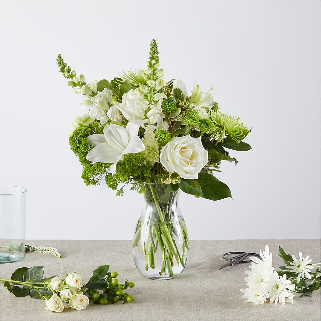Irish Garden - A Florist Original – A BEAUTIFUL DAY FLORIST WINE & GOURMET, Port Saint Lucie FL