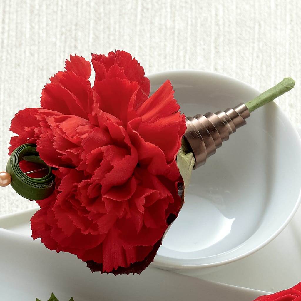 Red Carnation Boutonniere – A BEAUTIFUL DAY FLORIST WINE & GOURMET, Port Saint Lucie FL