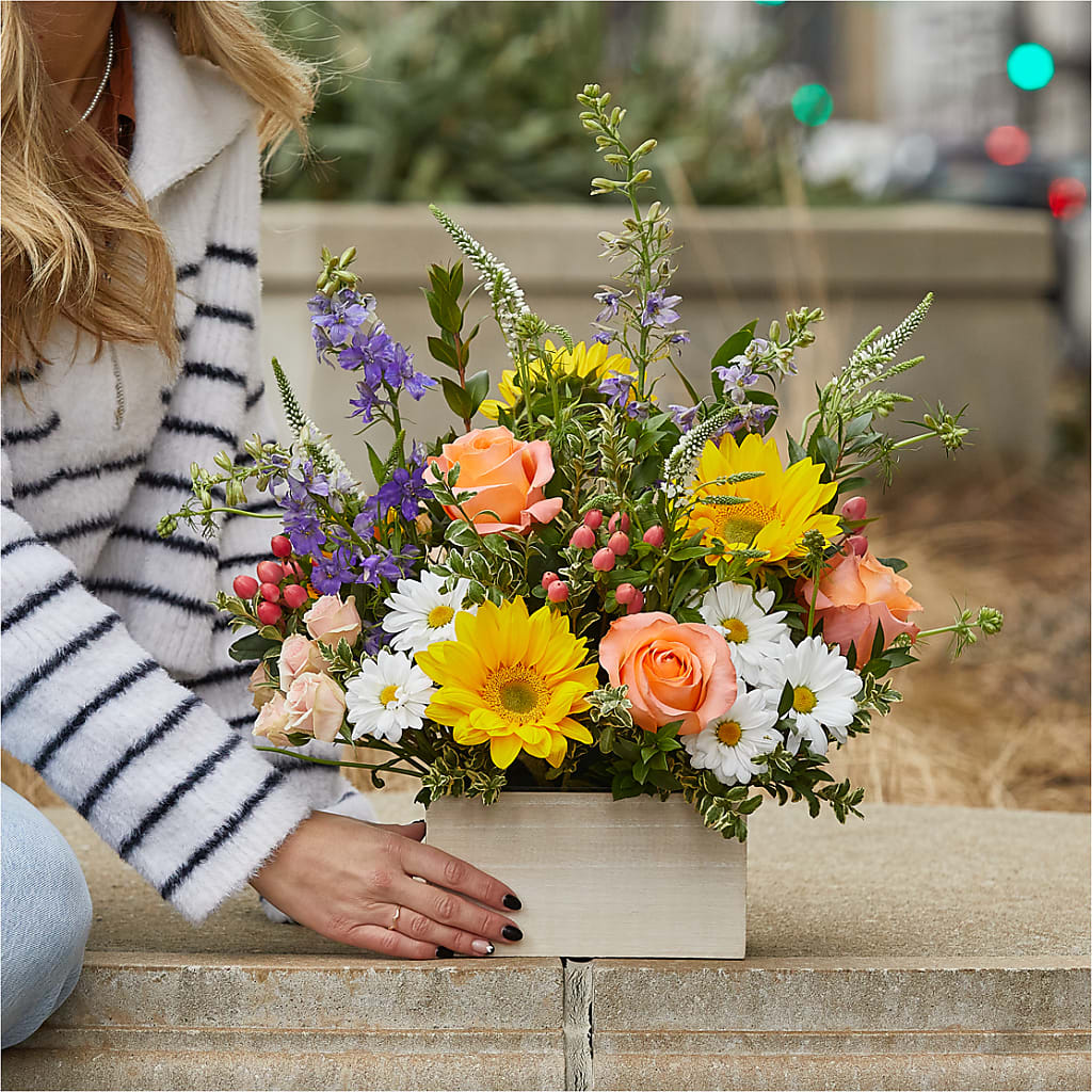 The Good Life Bouquet – A BEAUTIFUL DAY FLORIST WINE & GOURMET, Port Saint Lucie FL