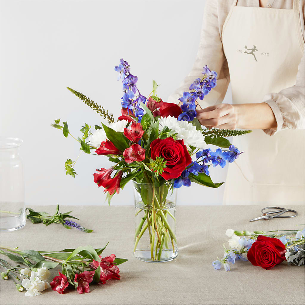 Star Spangled - A Florist Original – A BEAUTIFUL DAY FLORIST WINE & GOURMET, Port Saint Lucie FL
