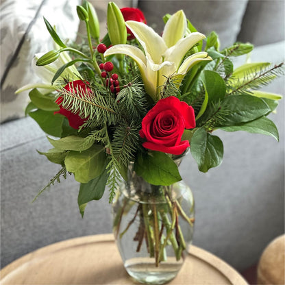 Sparkling Snowflakes Bouquet – A BEAUTIFUL DAY FLORIST WINE & GOURMET, Port Saint Lucie FL