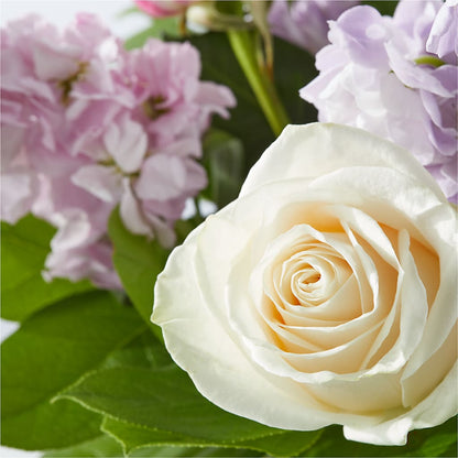 Springtime Spritz Bouquet – A BEAUTIFUL DAY FLORIST WINE & GOURMET, Port Saint Lucie FL