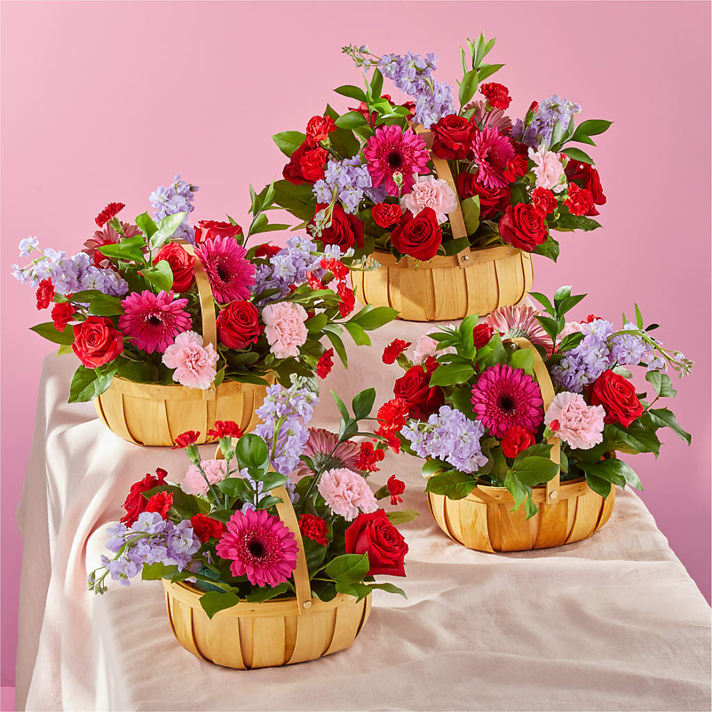 Pink Picnic Basket – A BEAUTIFUL DAY FLORIST WINE & GOURMET, Port Saint Lucie FL