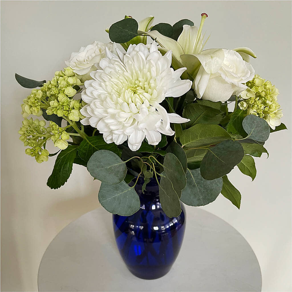 Snowy Dreams Bouquet – A BEAUTIFUL DAY FLORIST WINE & GOURMET, Port Saint Lucie FL