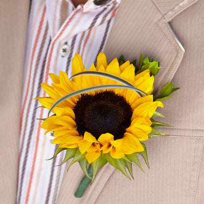 Free Spirit Boutonniere – A BEAUTIFUL DAY FLORIST WINE & GOURMET, Port Saint Lucie FL